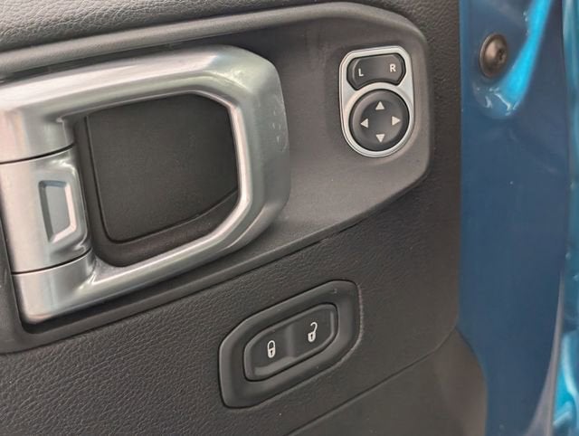 2019 Jeep Wrangler Unlimited Sahara 4x4