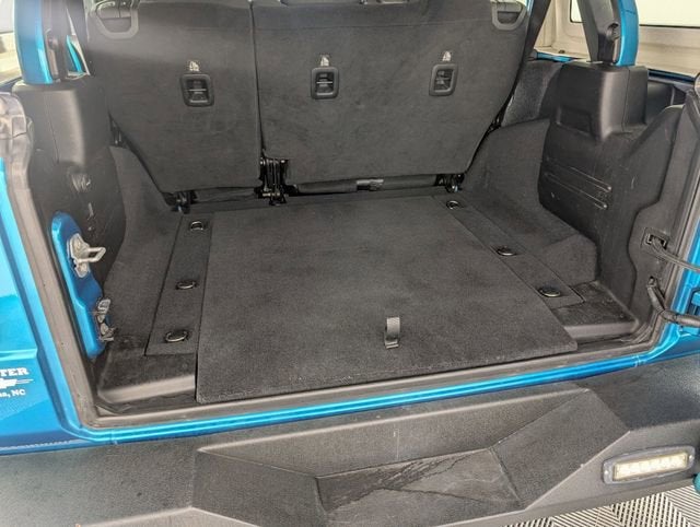 2019 Jeep Wrangler Unlimited Sahara 4x4