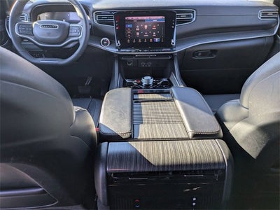 2024 Jeep Wagoneer L Series III