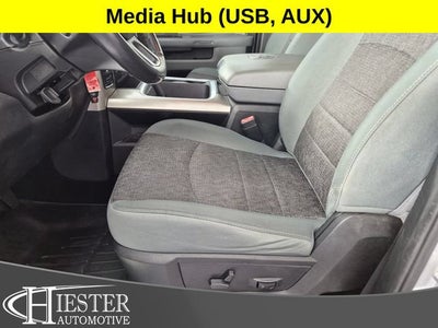 2017 RAM 1500 Big Horn Crew Cab 4x4 5'7" Box
