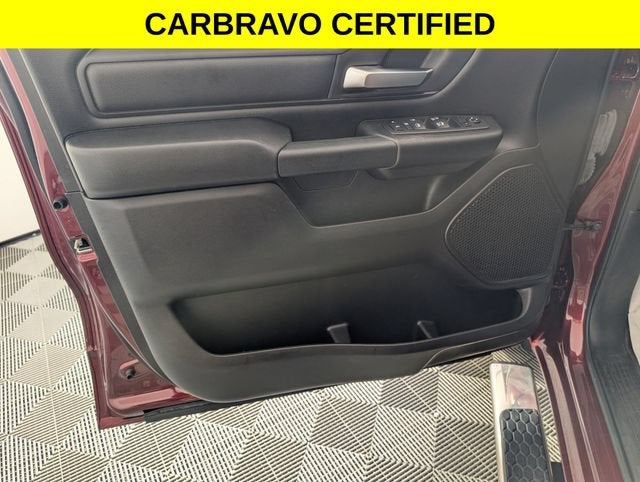 2024 RAM 1500 Tradesman Crew Cab 4x4 5'7" Box