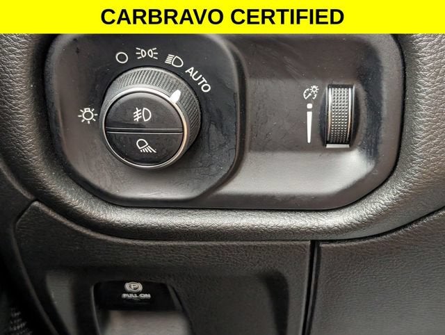 2024 RAM 1500 Tradesman Crew Cab 4x4 5'7" Box