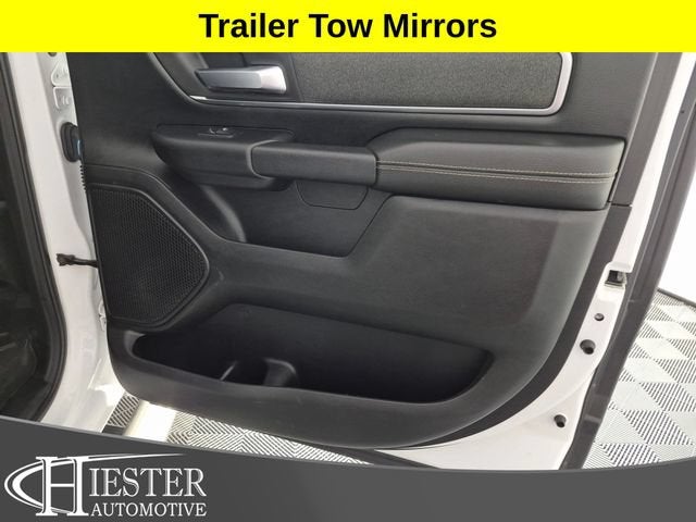 2019 RAM 1500 Big Horn/Lone Star Crew Cab 4x4 5'7" Box