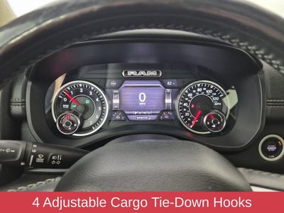 2019 RAM 1500 Laramie Crew Cab 4x4 5'7" Box