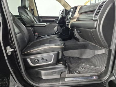2019 RAM 1500 Laramie Crew Cab 4x4 5'7" Box