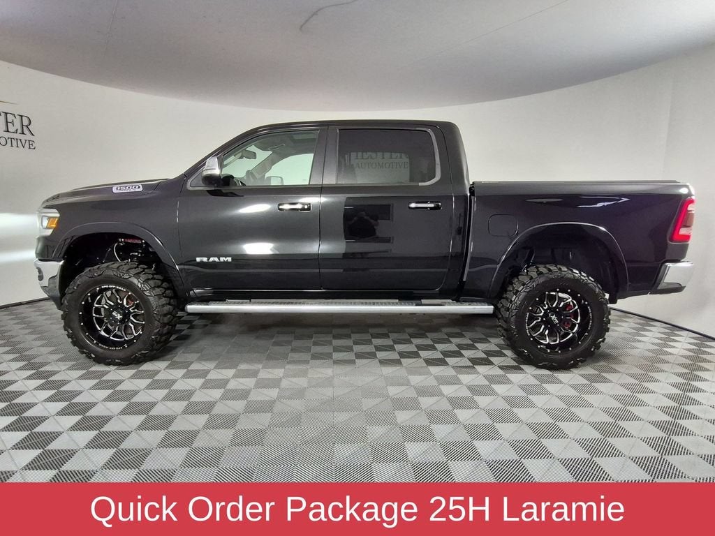 2019 RAM 1500 Laramie Crew Cab 4x4 5'7" Box