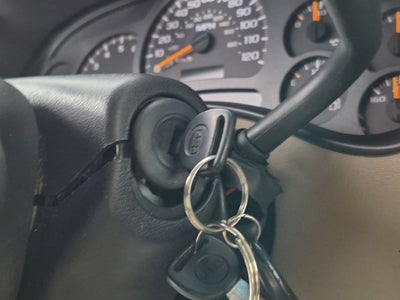 2004 Chevrolet Silverado 1500 LT