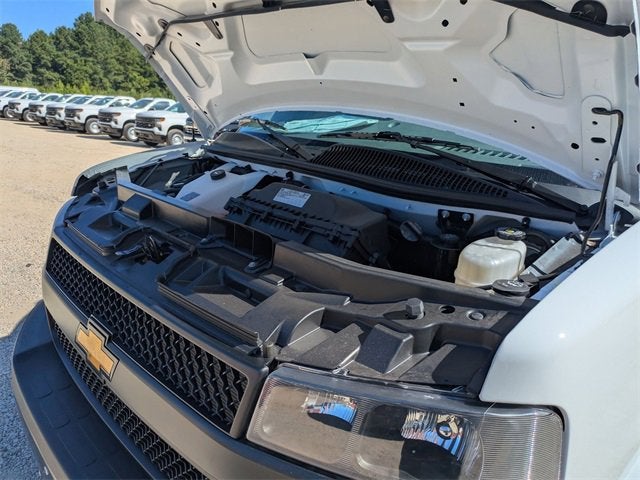 2025 Chevrolet Express Cargo 2500 WT
