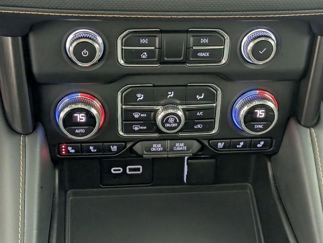 2022 GMC Yukon AT4