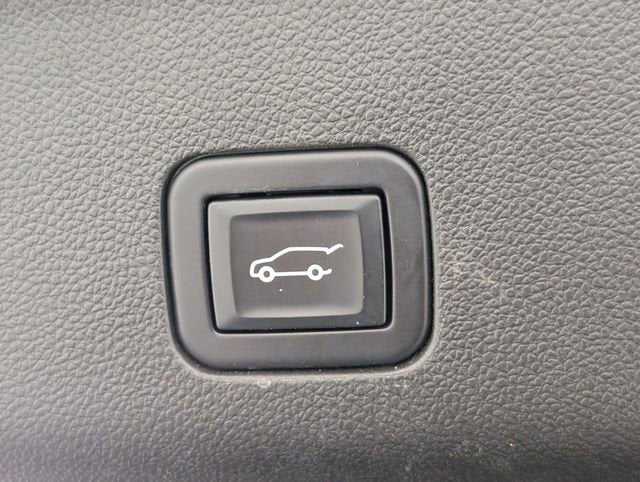 2022 GMC Yukon AT4