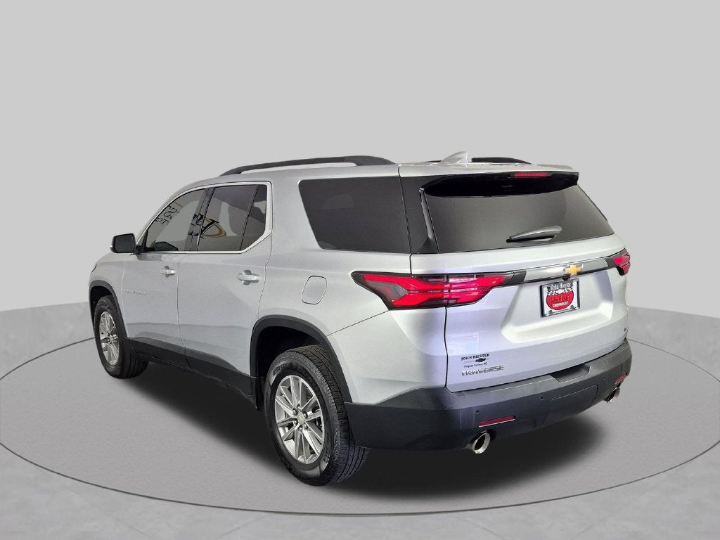 2022 Chevrolet Traverse LT Leather