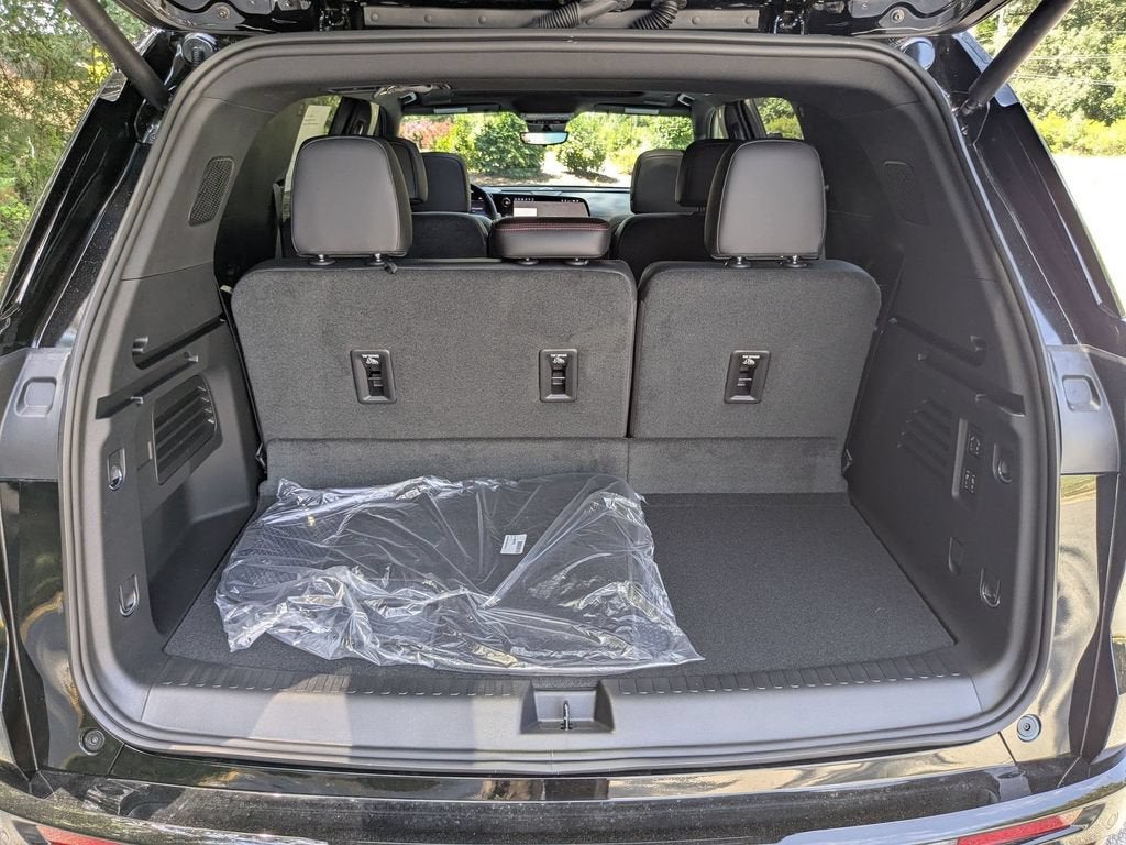 2027 Chevrolet Traverse RS