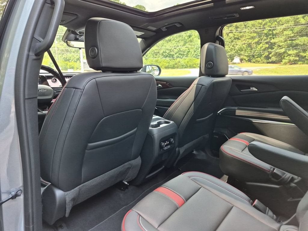 2027 Chevrolet Traverse RS