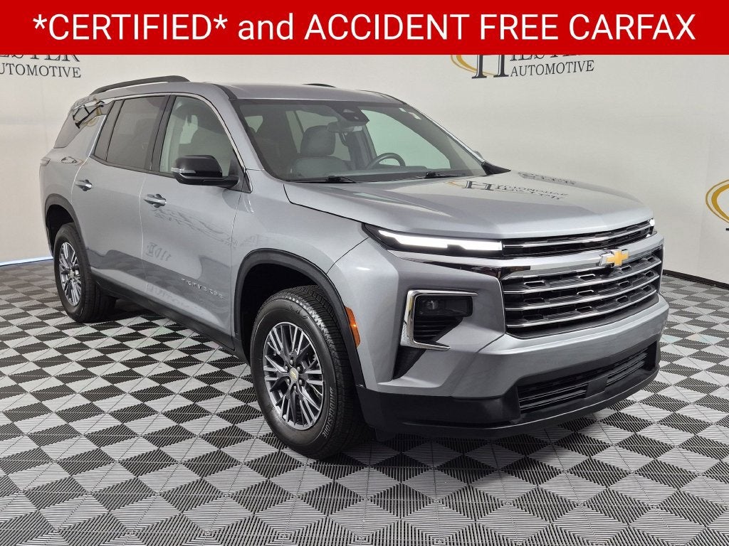 2025 Chevrolet Traverse LT