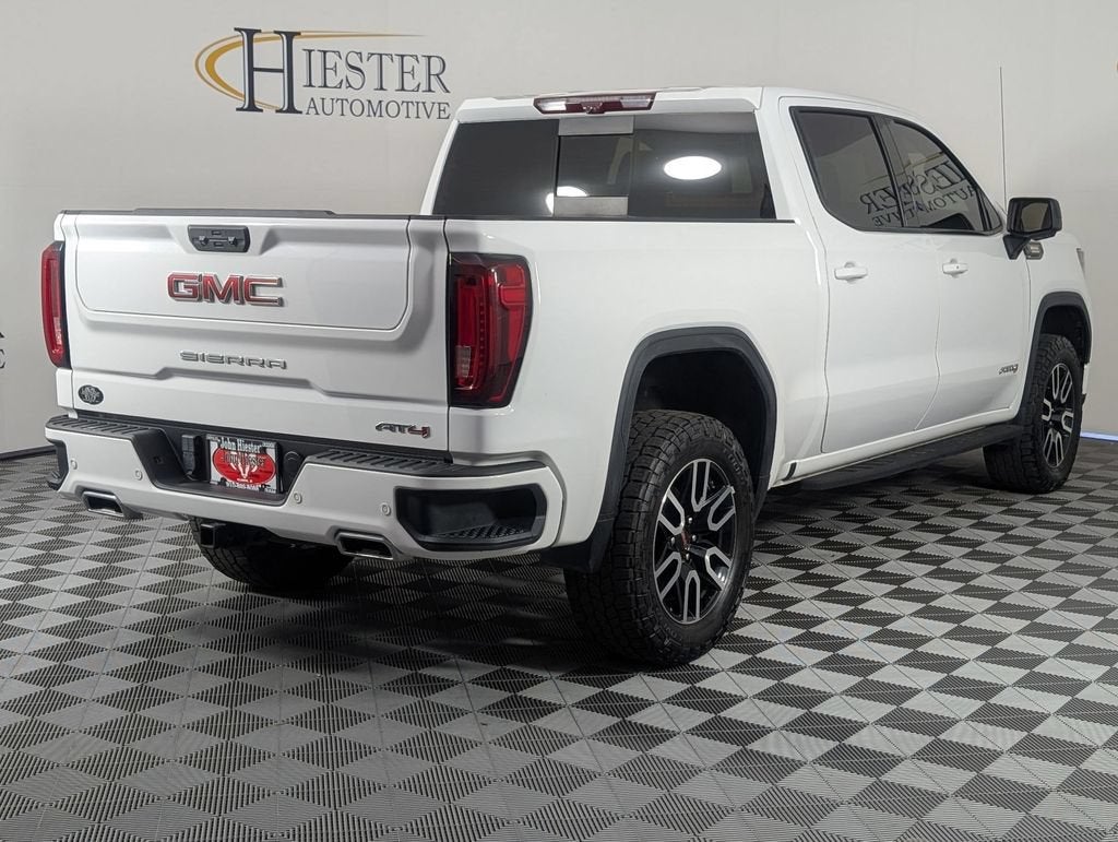 2023 GMC Sierra 1500 AT4