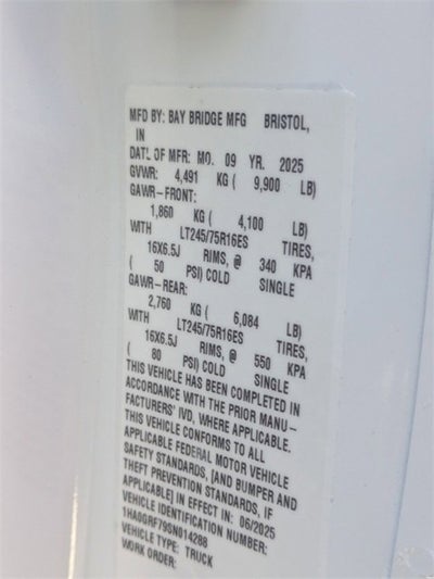 2025 Chevrolet Express Cutaway 3500 1WT