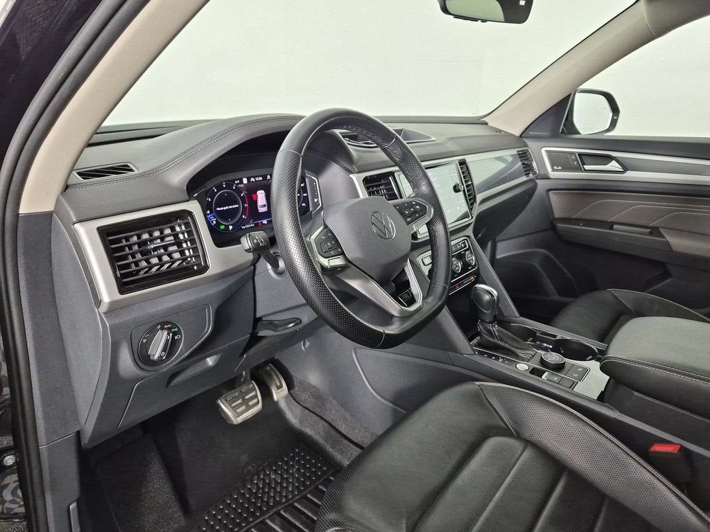 2023 Volkswagen Atlas 3.6L V6 SEL Premium R-Line