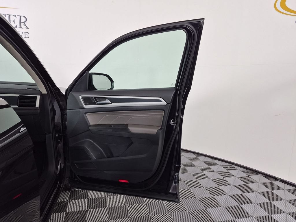 2023 Volkswagen Atlas 3.6L V6 SEL Premium R-Line