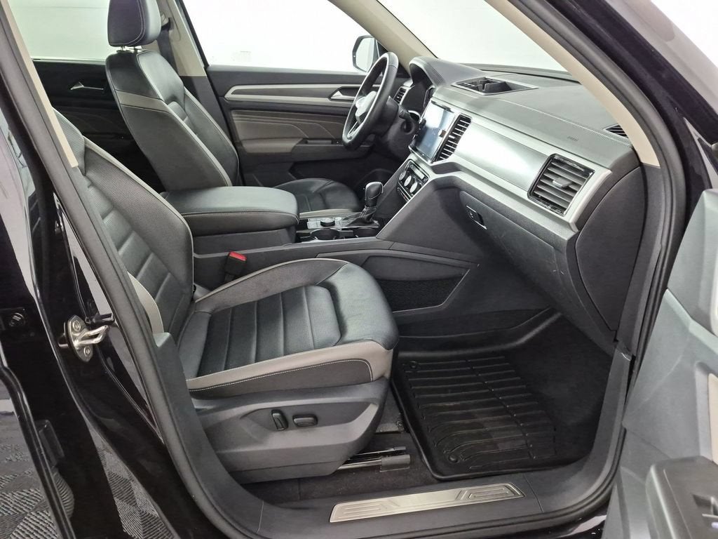 2023 Volkswagen Atlas 3.6L V6 SEL Premium R-Line