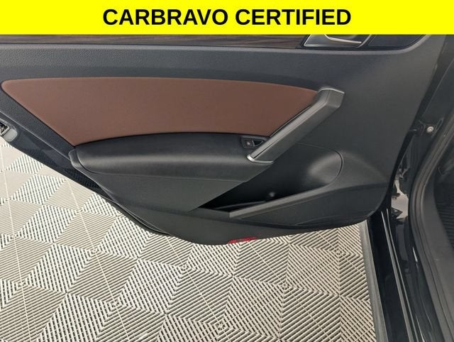 2022 Volkswagen Passat 2.0T Limited Edition