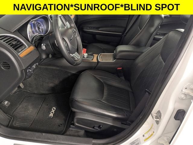 2016 Chrysler 300 300C Platinum