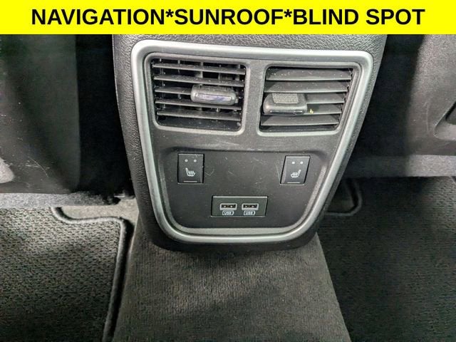 2016 Chrysler 300 300C Platinum