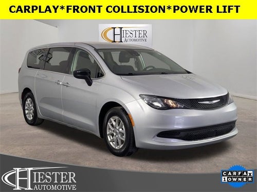 2024 Chrysler Voyager LX