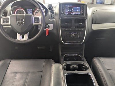 2016 Dodge Grand Caravan R/T