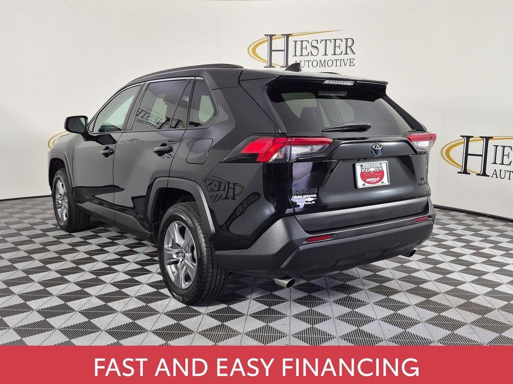 2022 Toyota RAV4 Hybrid LE