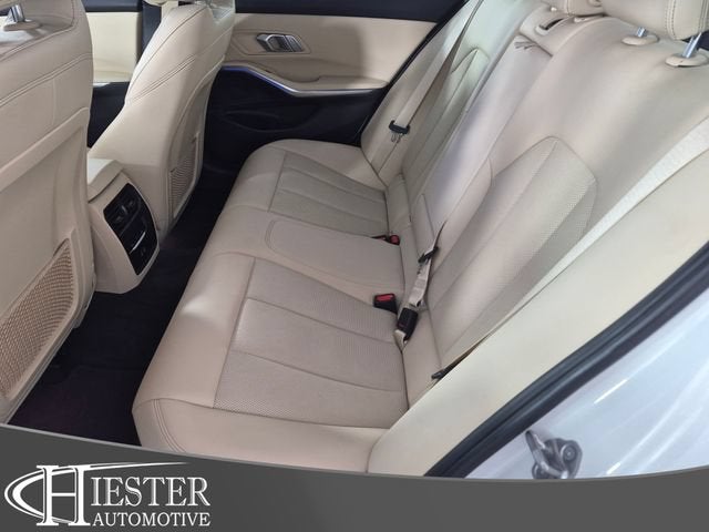 2022 BMW 330i 330i