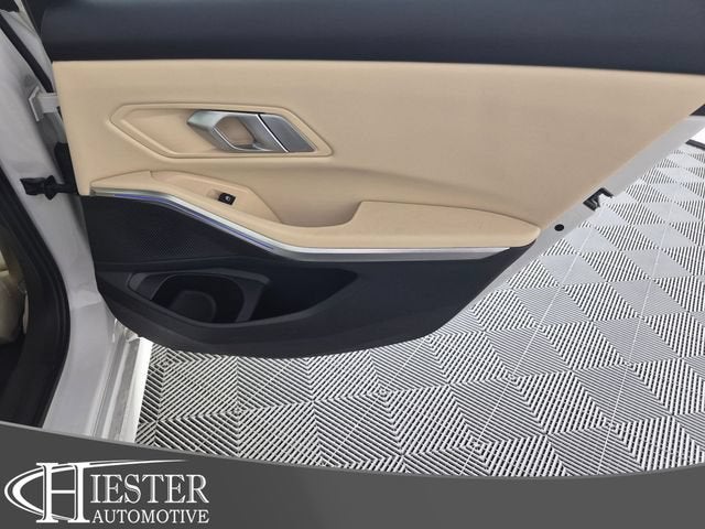 2022 BMW 330i 330i