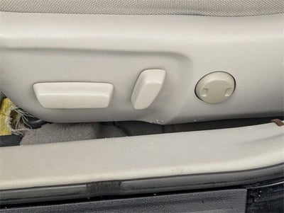 2016 Toyota Camry XLE