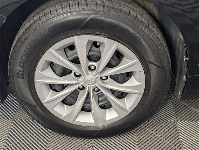 2016 Toyota Camry XLE