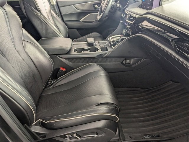 2022 Acura MDX w/Advance Package