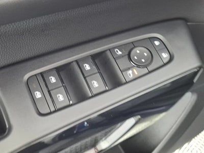 2025 Nissan Pathfinder SV FWD