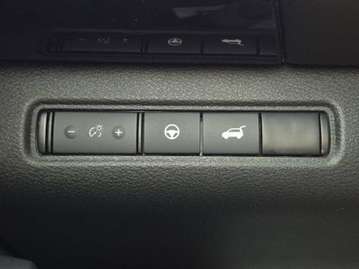 2025 Nissan Pathfinder SV FWD