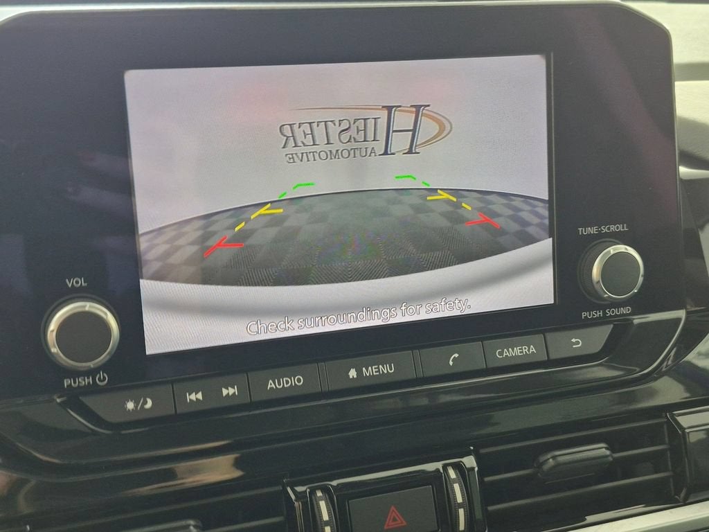 2025 Nissan Pathfinder SV FWD