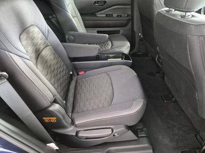 2025 Nissan Pathfinder SV FWD