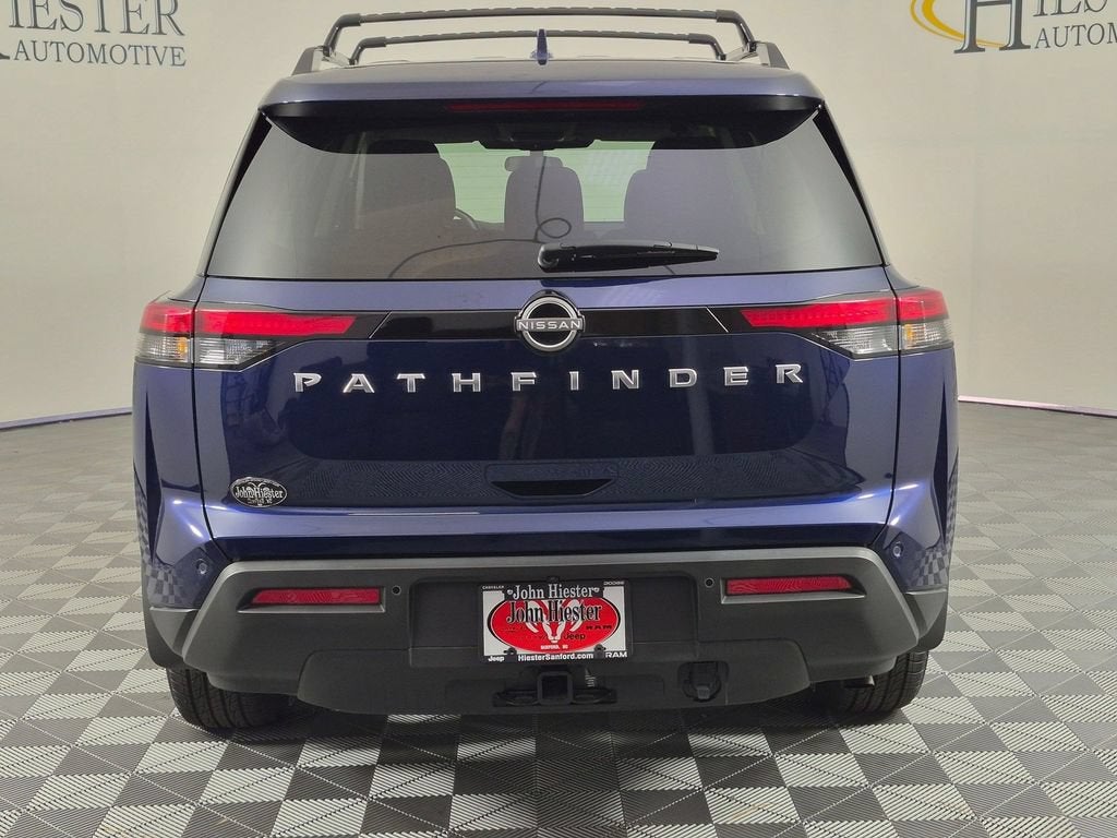 2025 Nissan Pathfinder SV FWD