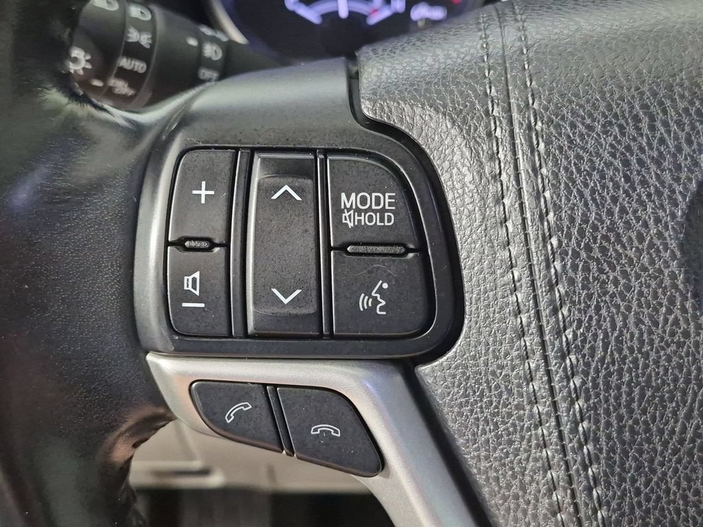 2018 Toyota Highlander LE