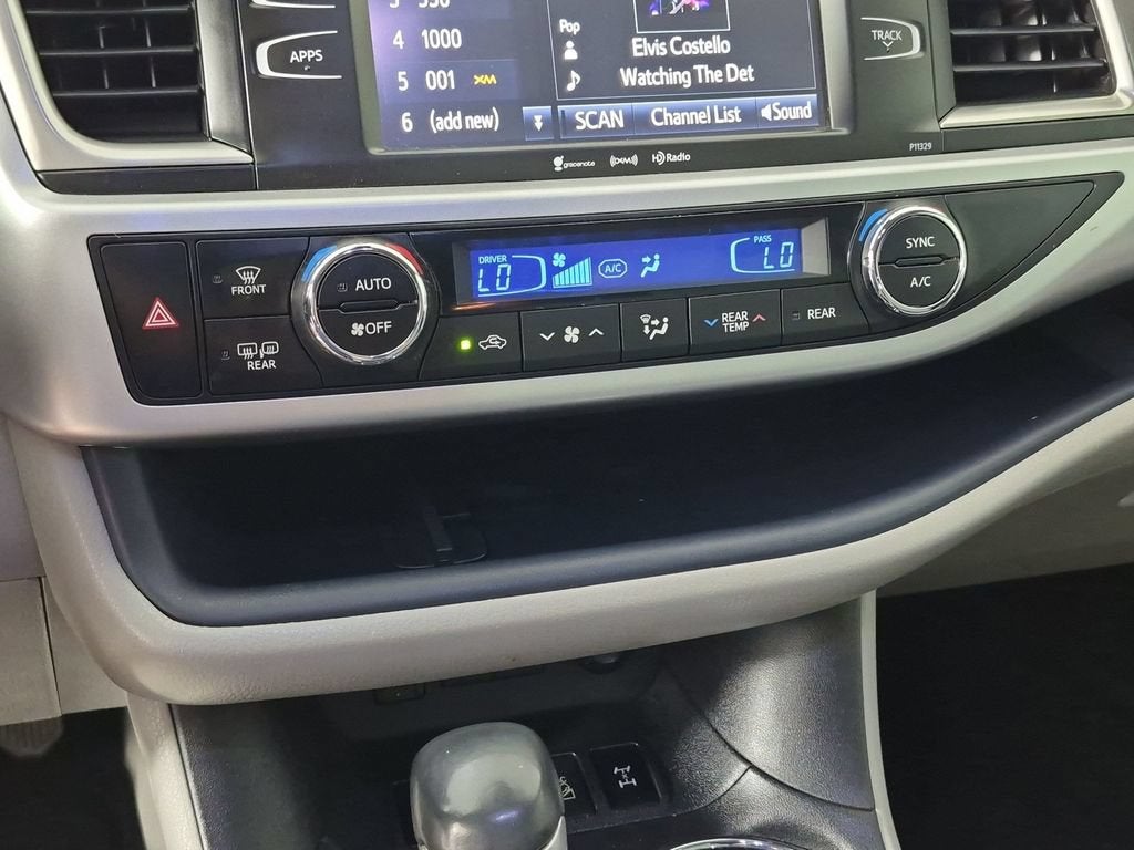 2018 Toyota Highlander LE