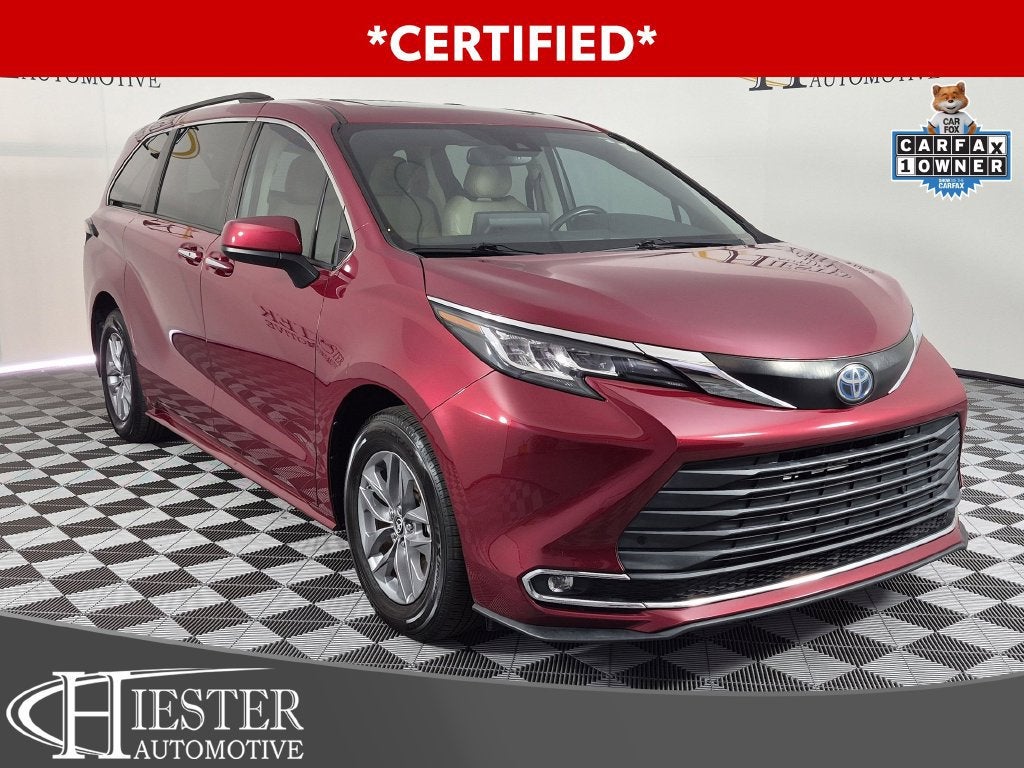 2022 Toyota Sienna XLE
