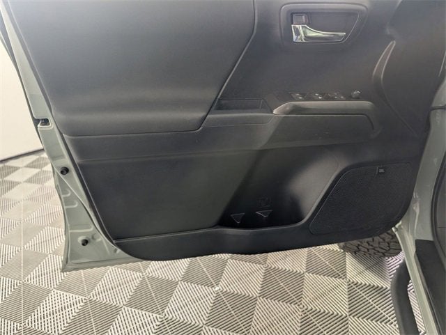 2021 Toyota Tacoma 4WD SR