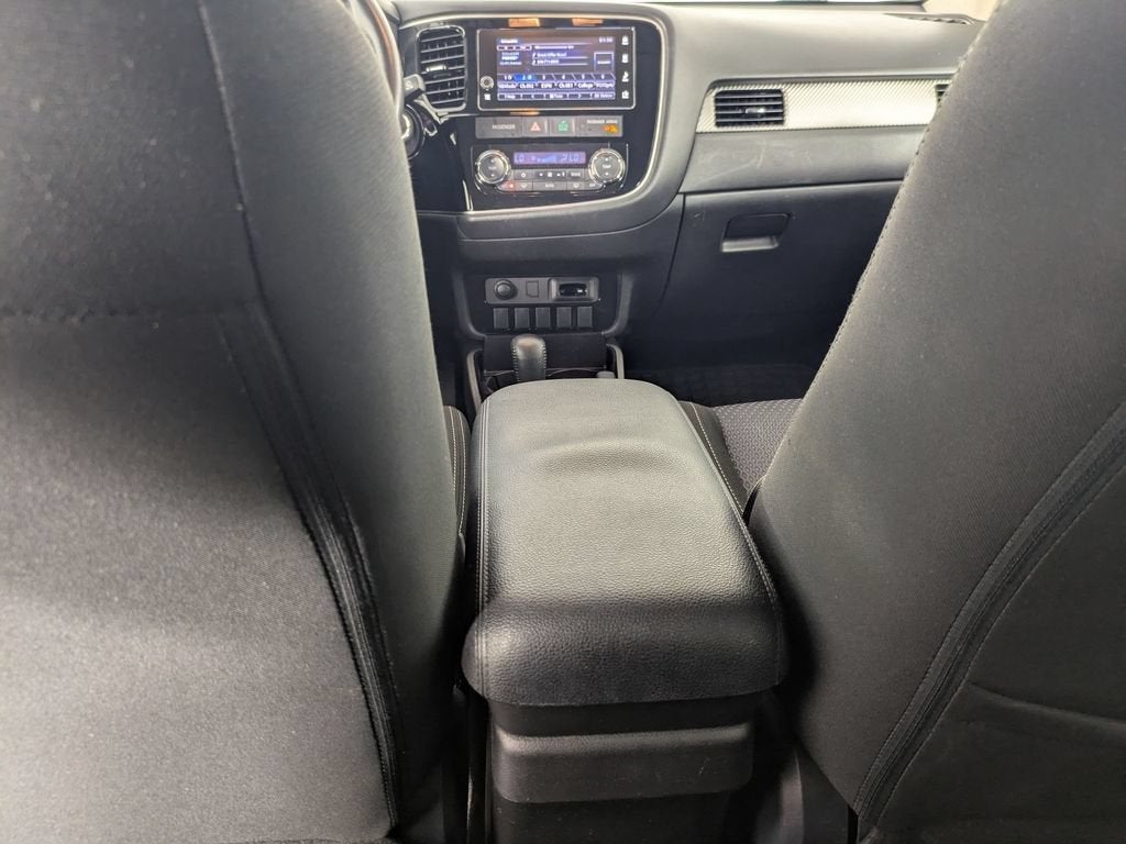 2017 Mitsubishi Outlander SE