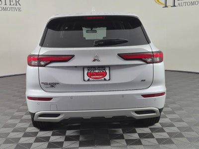 2023 Mitsubishi Outlander SE 2.5 2WD