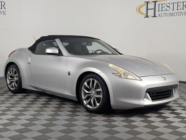 2011 Nissan 370Z Touring