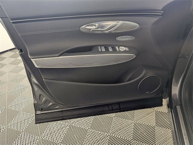 2022 Genesis GV70 2.5T