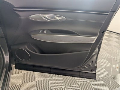 2022 Genesis GV70 2.5T