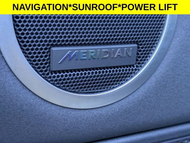 2023 Land Rover Discovery S