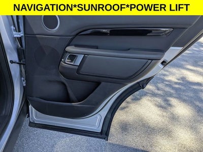 2023 Land Rover Discovery S